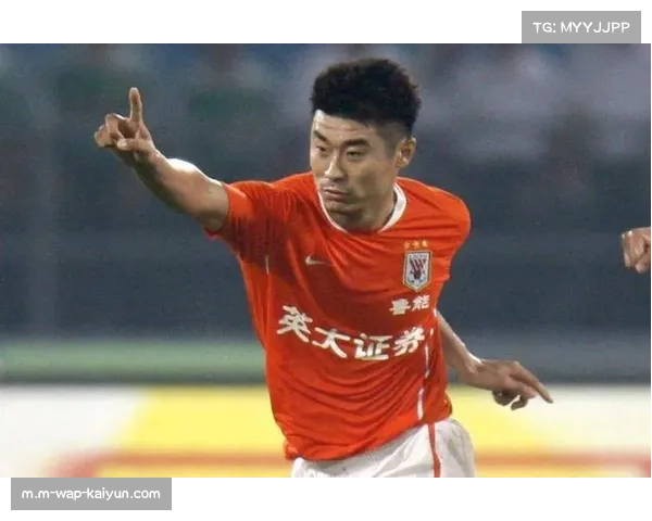 山东泰山坚持三中卫体系 韩鹏倚重克雷桑泽卡外援三叉戟攻坚